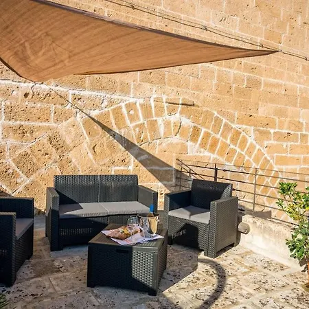 Borgo Antico-centro Storico Casa Ventosa Oria (Brindisi)